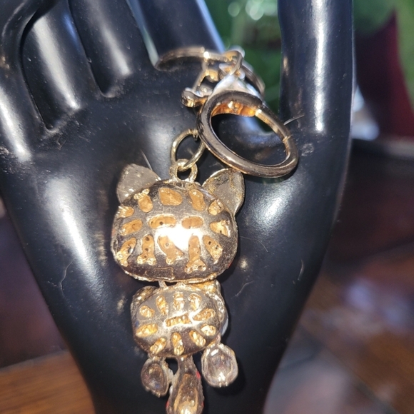 Sparkling Cat Keychain with Red and Gold Accents - Picture 4 of 4